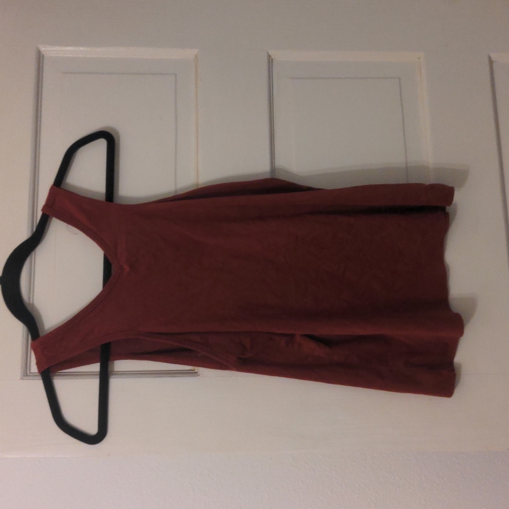 Maroon red tank top open back